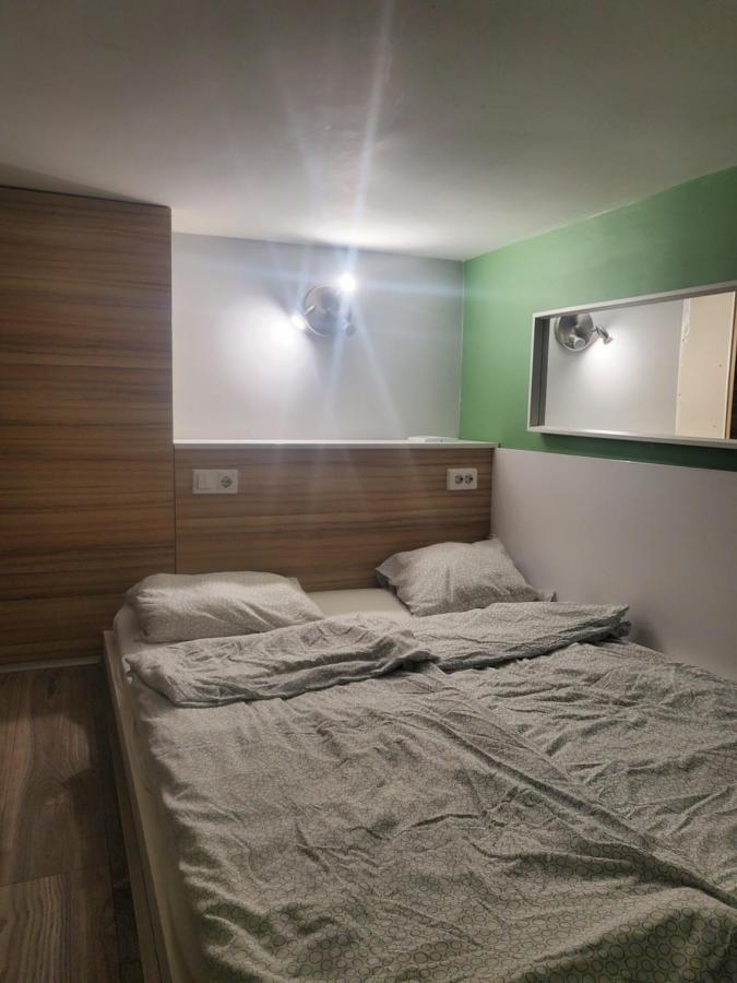 Economy Rooms And Apartments Βουδαπέστη Εξωτερικό φωτογραφία