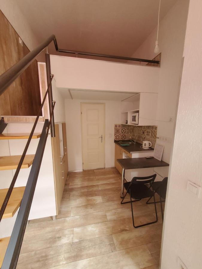 Economy Rooms And Apartments Βουδαπέστη Εξωτερικό φωτογραφία