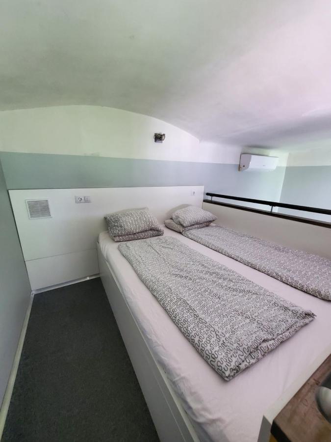 Economy Rooms And Apartments Βουδαπέστη Εξωτερικό φωτογραφία